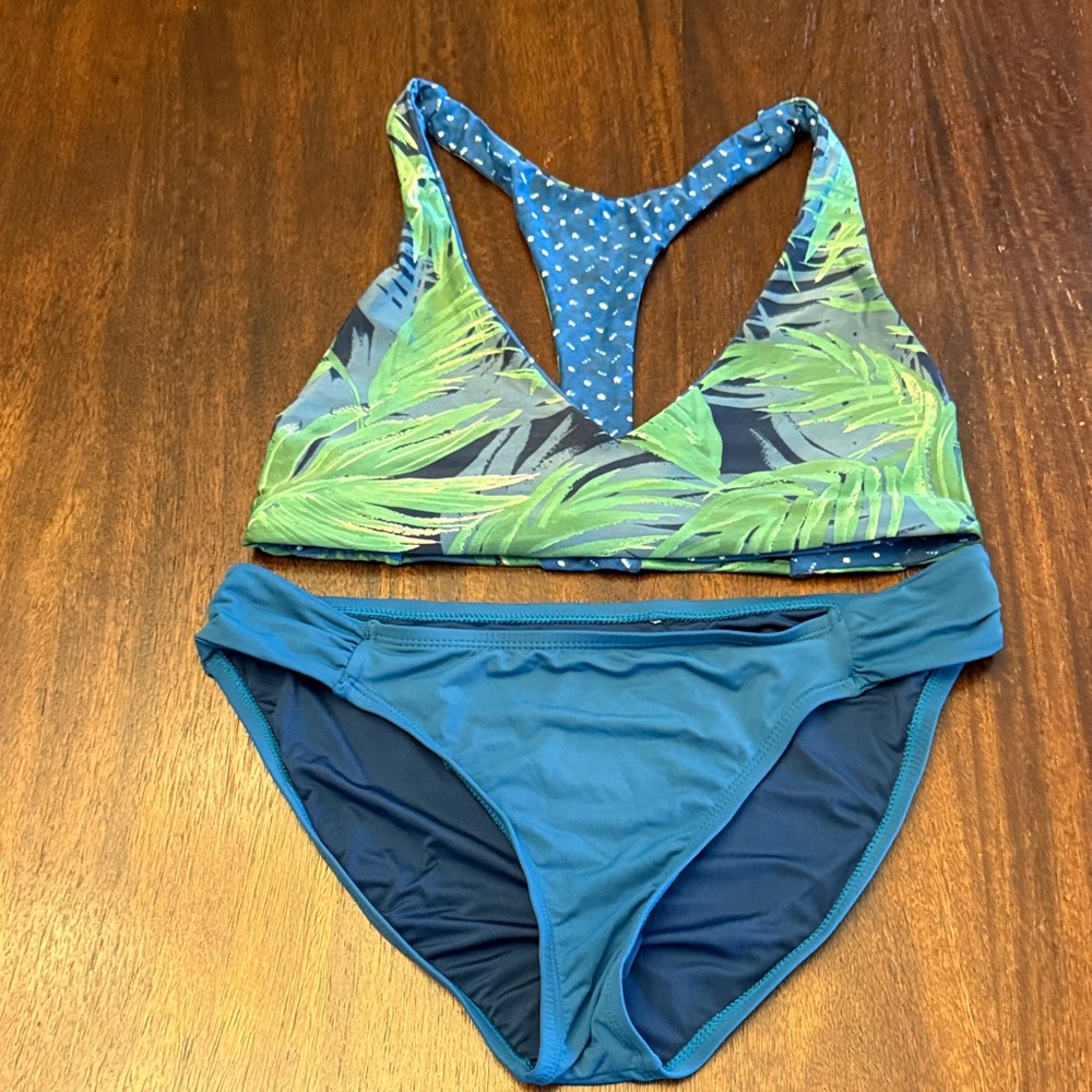 Carve Designs Leaf Print Bikini in Blue and Green